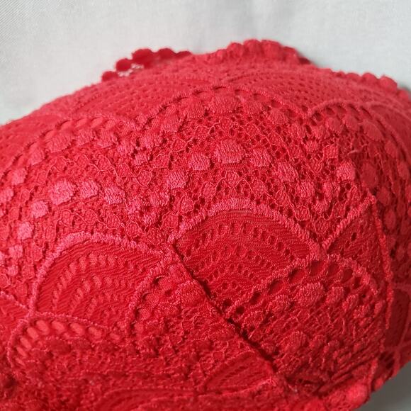 Victoria’s Secret Red Lace Wireless Bra 34DD Lightly Lined T-Shirt Style - Picture 2 of 10